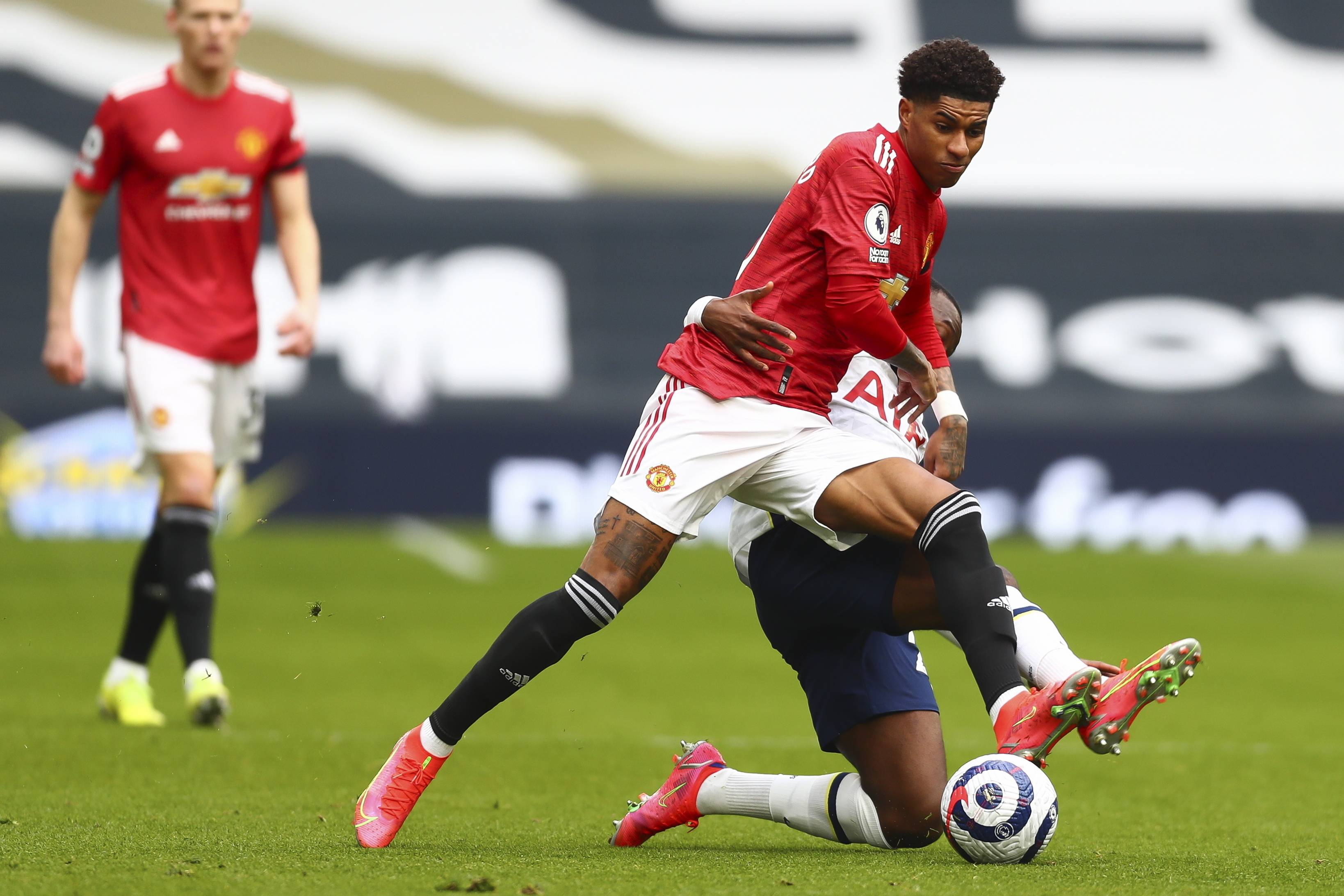 看到球队前 看到球队前